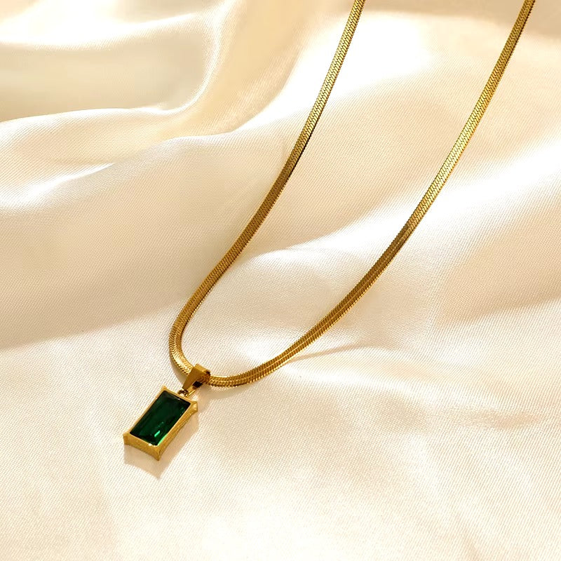 Collar con Cristal de Jade® y baño de oro + Ebook Gratis