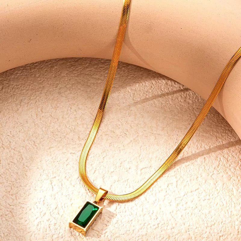 Collar con Cristal de Jade® y baño de oro + Ebook Gratis