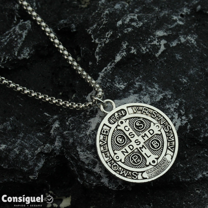 🙏Collar medalla de San Benito™  - Protección y abundancia para tu vida✝️